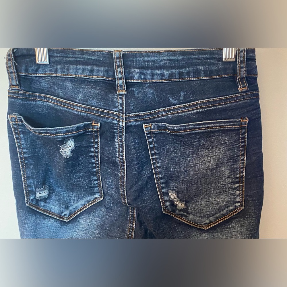 MIAMI…WOMENS Distressed Blue Jeans - Picture 10 of 16